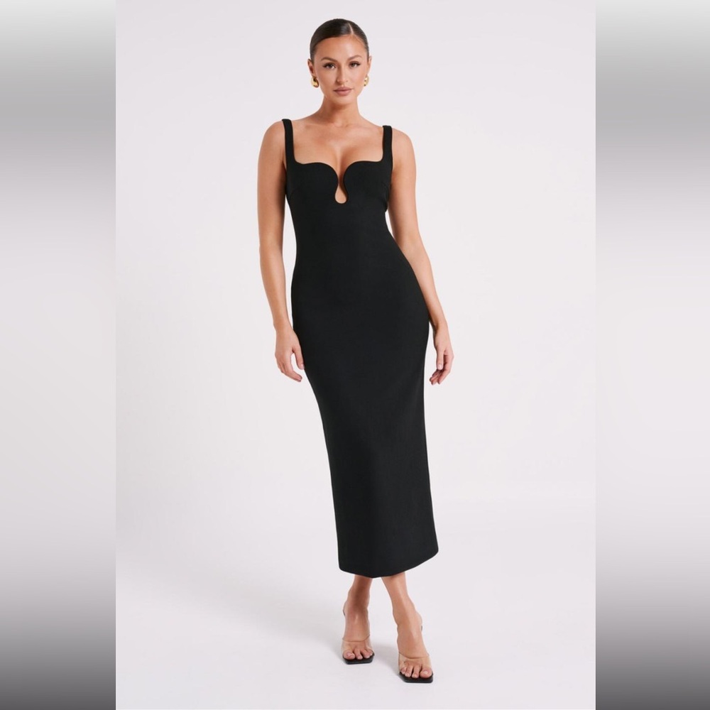 Meshki Midi Dresses | Scoop Neck Midi Dress – Black NWT, Size M